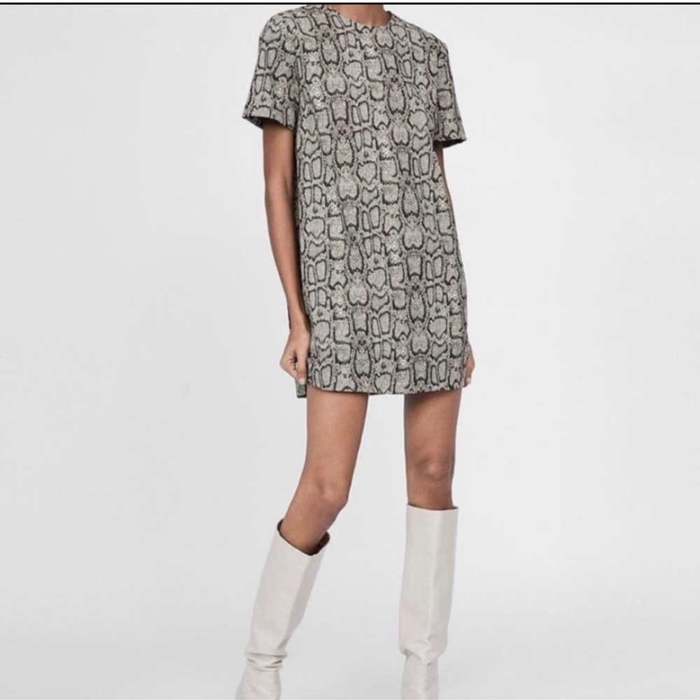 BLOGGER FAVE Zara Snake Print Shift Dress